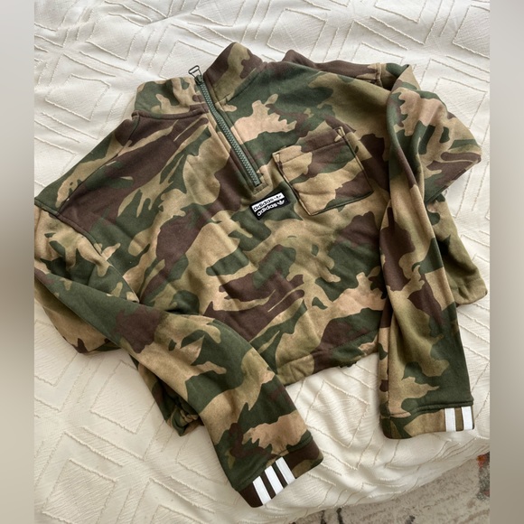 Adidas Originals Cropped Camo Light Half-Zip Sweatshirt - Size S - Picture 3 of 3